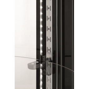Vitrine à gâteaux 400L