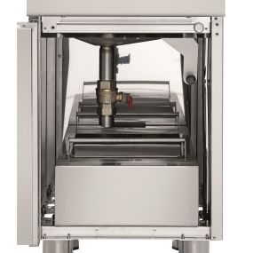 Friteuse électrique professionnelle 1 ou 2 cuves 15 à 30 litres sur coffre profondeur 700 mm - Bartscher
