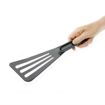 Spatule ajourée résistant à la chaleur Matfer